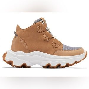 Sorel Kinetic Breakthru Caribou Sneaker Boot Women’s Size 8.5